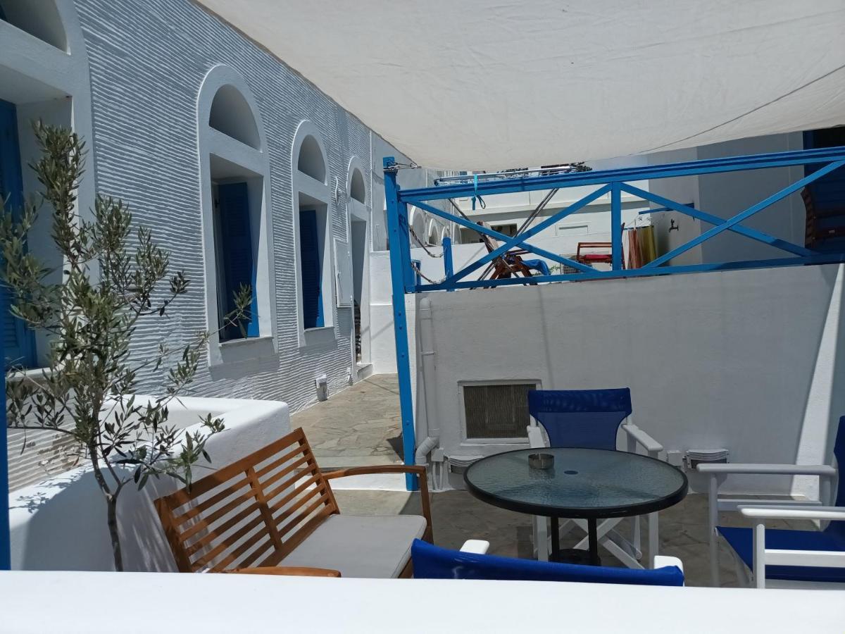 Roula'S Suites Ándros Esterno foto