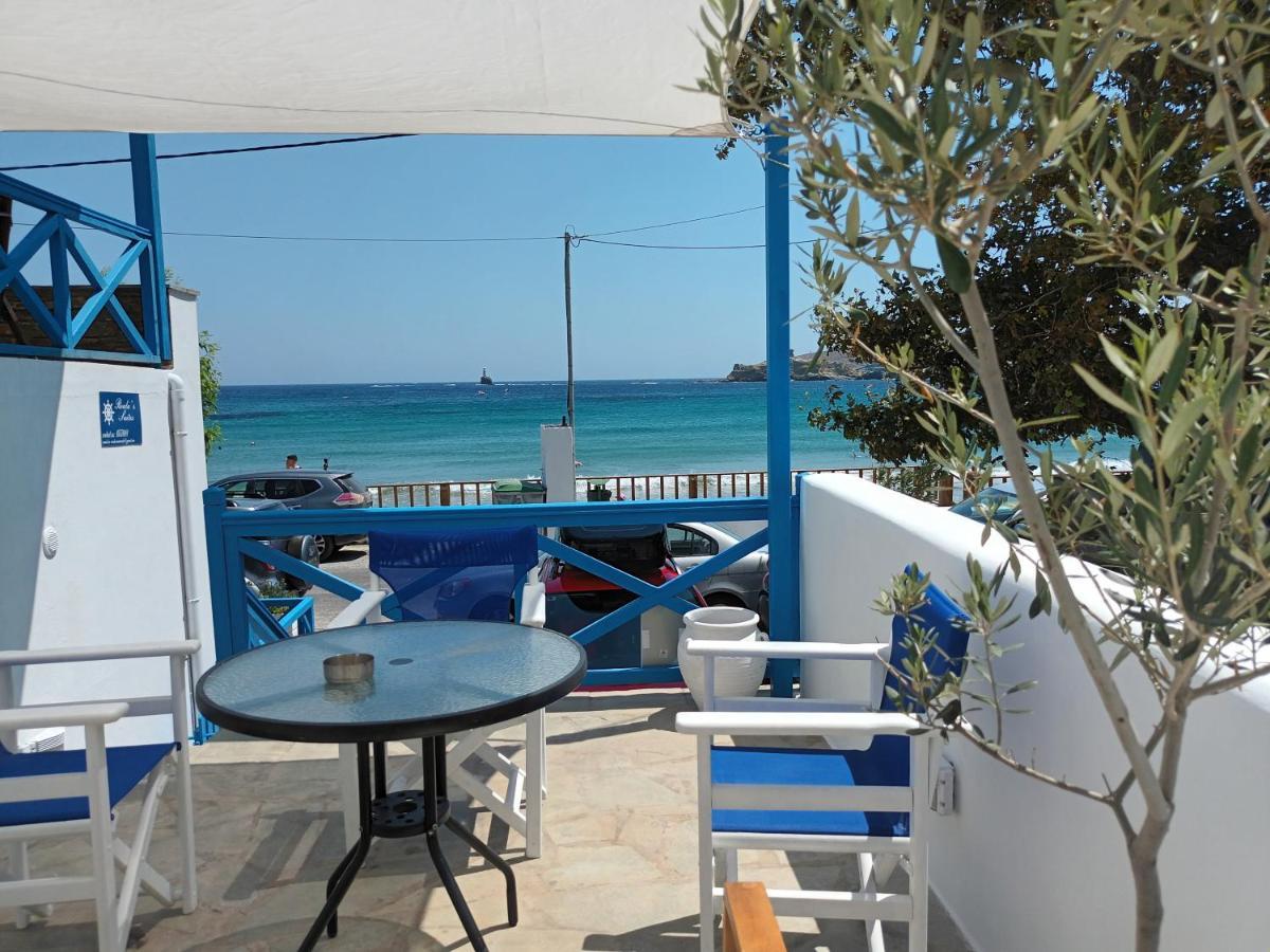 Roula'S Suites Ándros Esterno foto